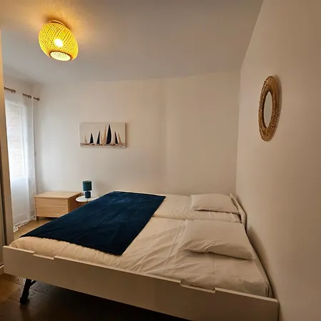 Apartament 2 Terrasse, Parking A 200m De Place Morny Deauville